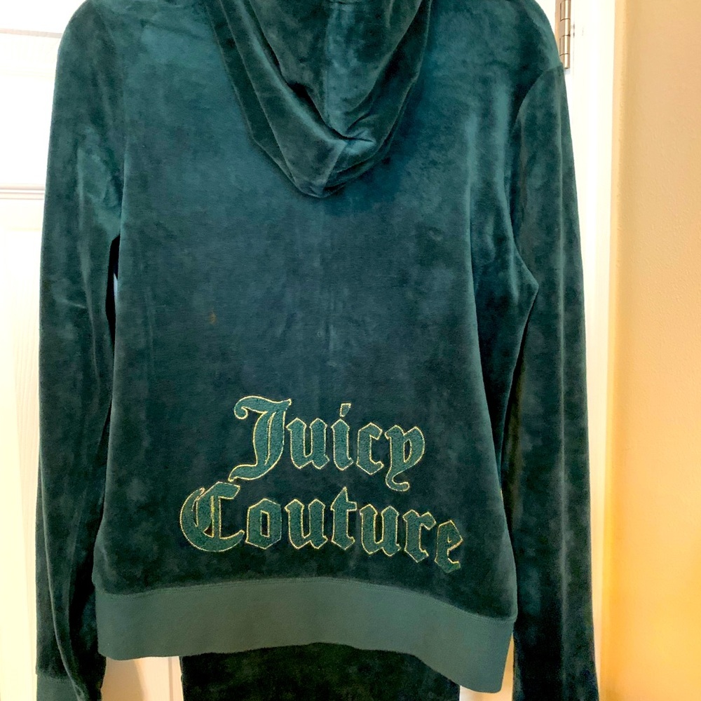 Velour beautiful never used suit